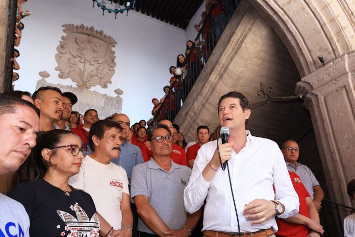 Este triunfo es de todos: Alfonso Martínez Este triunfo es de todos: Alfonso Martínez