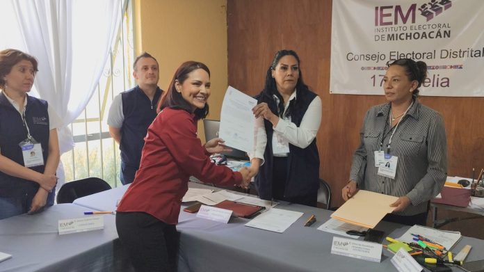 Recibe la morenista Nalleli Pedraza, constancia de mayoría por el distrito 17 de Morelia