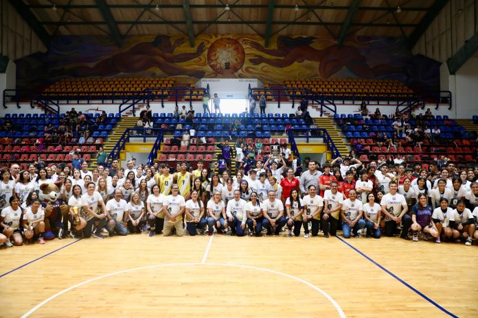 Estudiantes, queremos que sean transformadores del deporte en la UMSNH: Rectora