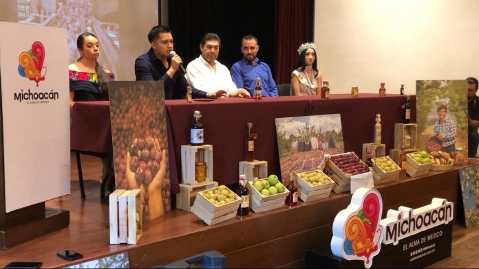 Fruticultores michoacanos denuncian falta de apoyo de gobiernos para exportar ciruela