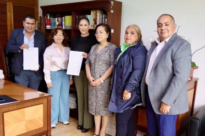 Acuerdan sindicato y Congreso de Michoacán 4% de incremento a salario y 1.5% a prestaciones