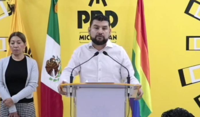 Líder del PRD se desdice, afirma que no busca una alianza con Morena