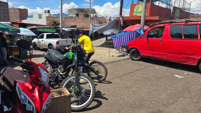 Empleado municipal es asesinado a tiros en el mercadeo de Lomas de San Pablo Empleado municipal es asesinado a tiros en el mercadeo de Lomas de San Pablo