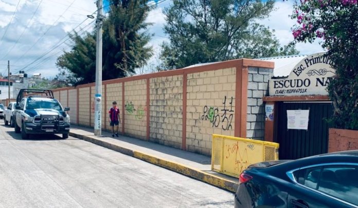 50 mil pesos, lo robado a mano armada en escuela de Morelia