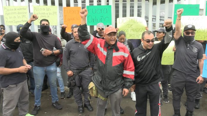 Exigen custodios destitución de Ignacio Mendoza, como coordinador del Sistema Penitenciario