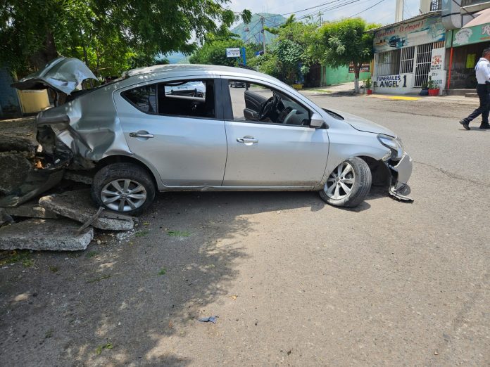 Un detenido y un policía herido, tras persecución y tiroteo en Apatzingán