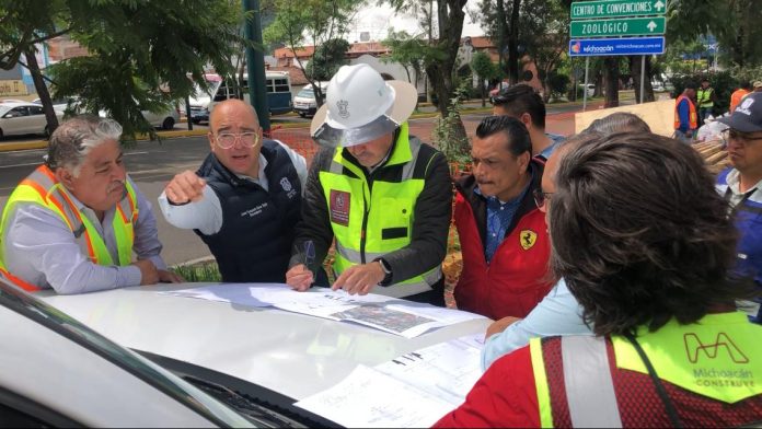 Reparación del socavón en avenida Camelinas corresponde al gobierno estatal