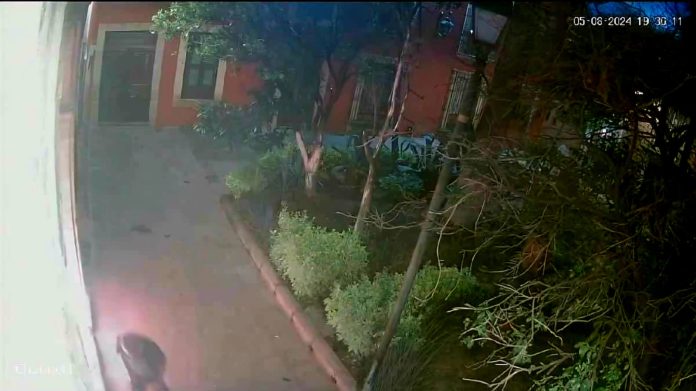 Sujeto prende fuego a puerta de un templo en el Centro Histórico de Morelia