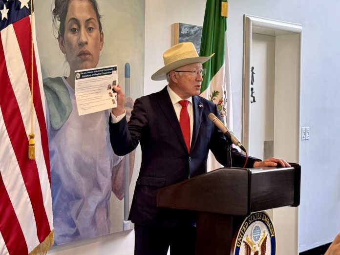 Reforma Judicial amenaza la relación comercial México-EEUU y facilita la entrada a la delincuencia: Ken Salazar
