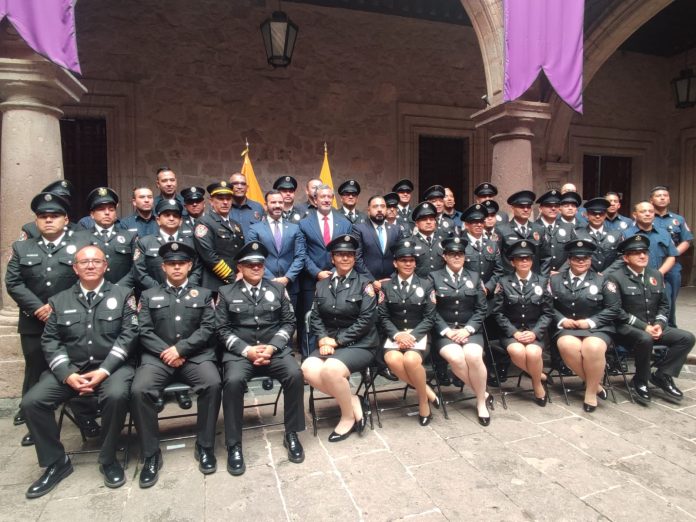 Reconocen la arriesgada labor de los bomberos de Morelia en su Día Reconocen la arriesgada labor de los bomberos de Morelia en su Día