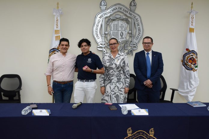 Estudiantes recipiendarios del Premio Padre de la Patria, representan lo mejor de la UMSNH: Rectora
