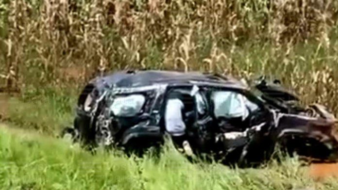 Tres muertos e igual número de heridos fue el saldo que dejó la volcadura de un vehículo sobre la autopista México-Guadalajara