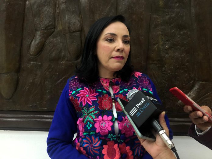 Oneroso y excesivo habilitar Estadio Morelos para sesión solemne de 3er Informe del Gobernador; Diputados