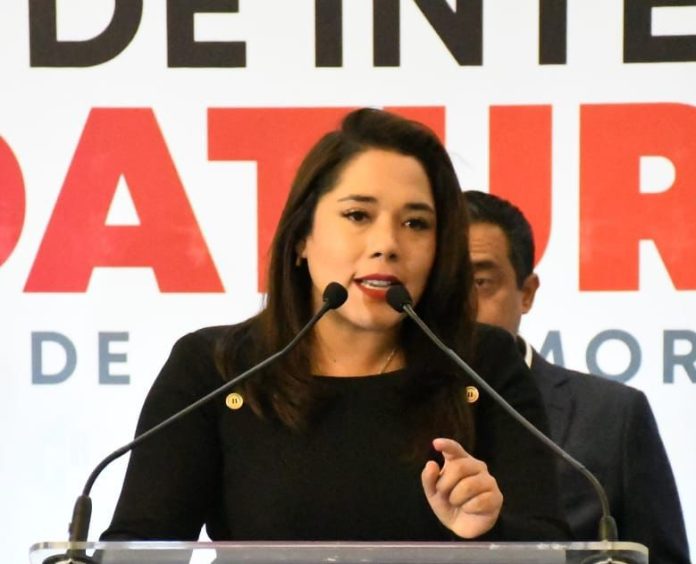 Renuncia la diputada plurinominal electa, Xóchitl Ruiz González al PRI