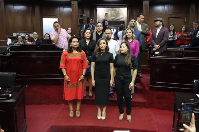 Rinde protesta Grecia Aguilar, como nueva diputada del Congreso de Michoacán