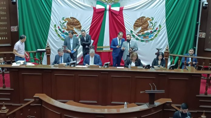 Seguridad, el mayor reto del gobierno de Michoacán: PRD y PRI Seguridad, el mayor reto del gobierno de Michoacán: PRD y PRI