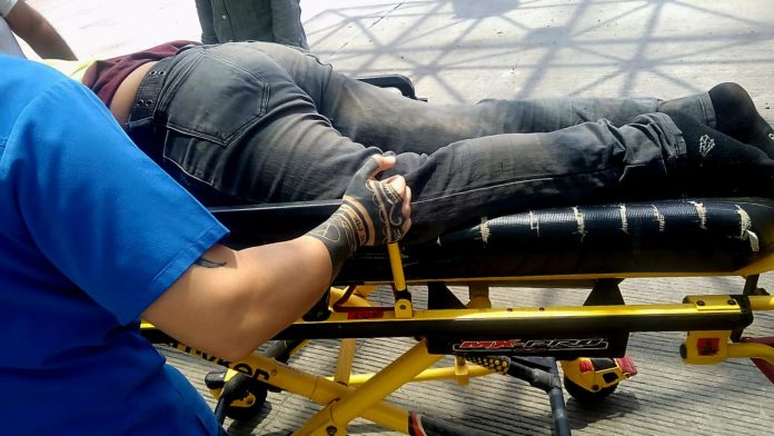 Trabajaba rehabilitación de carretera y es arroyado por pipa que circulaba en reversa Trabajaba rehabilitación de carretera y es arroyado por pipa que circulaba en reversa