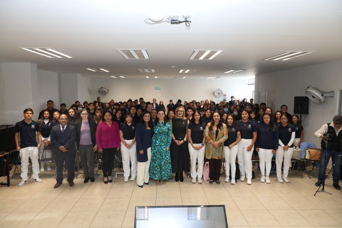 Mujeres rompan barreras y aprovechen las oportunidades: Secretaria del Bienestar