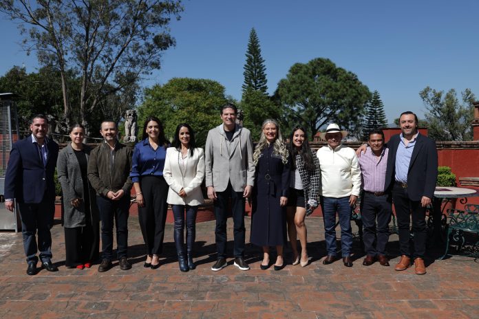Con un reconocimiento y respeto a la pluralidad, el Presidente Municipal Alfonso Martínez Alcázar, hizo un llamado