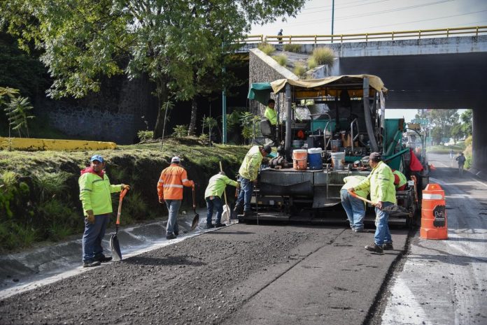 Rehabilitará la federación 11 kilómetros de la carretera Morelia-Pátzcuaro Rehabilitará la federación 11 kilómetros de la carretera Morelia-Pátzcuaro