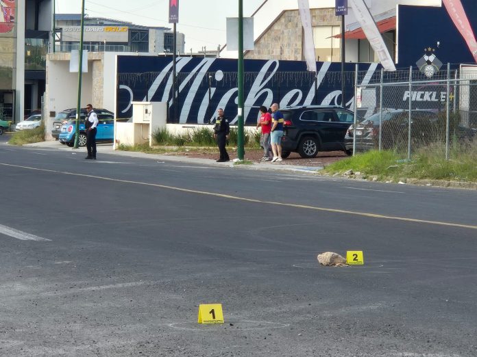 Balean a joven en la colonia Villas Santa María, Altozano