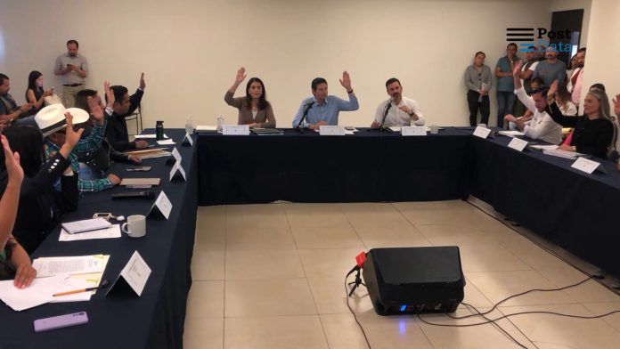 Si no se regularizan espectaculares en noviembre, serán retirados: Alfonso Martínez Si no se regularizan espectaculares en noviembre, serán retirados: Alfonso Martínez