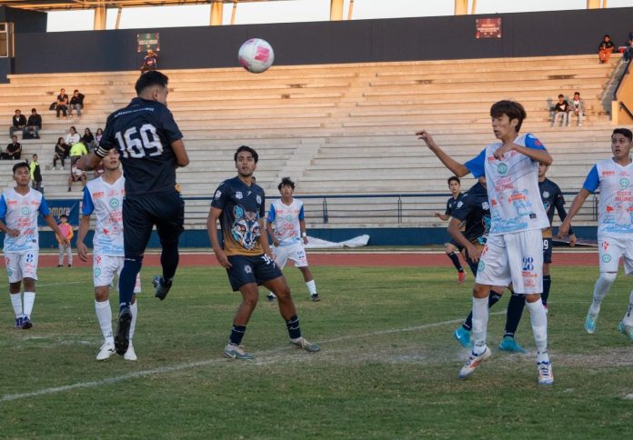 Zorros se adelanta en el marcador al concluir primer tiempo del partido