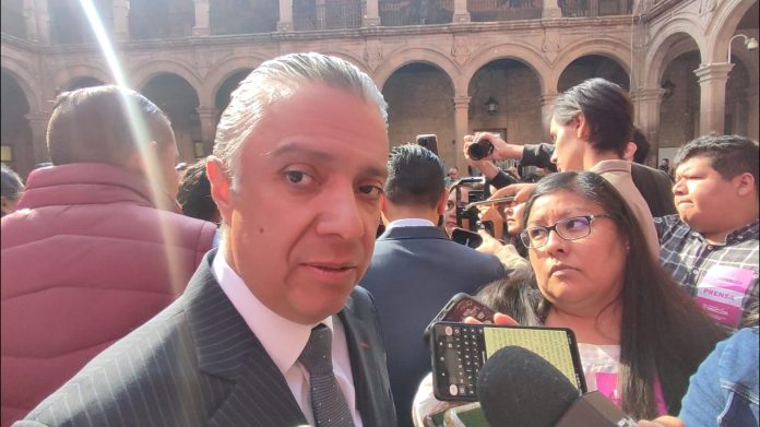 No habrá más "ajustes" este año a las participaciones federales que reciben los municipios de Michoacán, aseguró Luis Navarro García,
