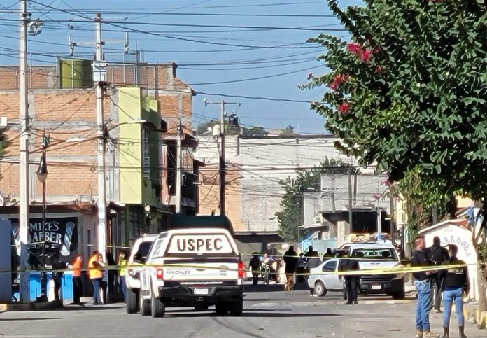Tres personas asesinadas, dos de ellas desmembradas, fueron encontradas la mañana de este viernes en distintos puntos de la Tenencia