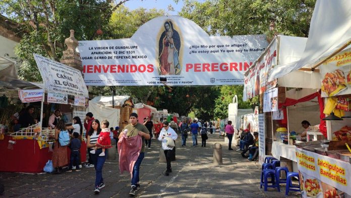 Fiestas Guadalupanas de Morelia han sido un éxito: Comerciantes Fiestas Guadalupanas de Morelia han sido un éxito: Comerciantes