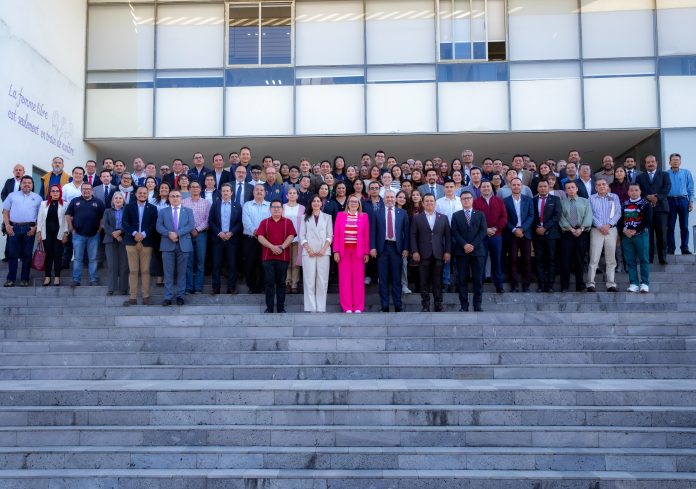 Michoacán requiere a una Universidad fuerte y líder, convoca Ramírez Bedolla al Consejo Universitario Michoacán requiere a una Universidad fuerte y líder, convoca Ramírez Bedolla al Consejo Universitario