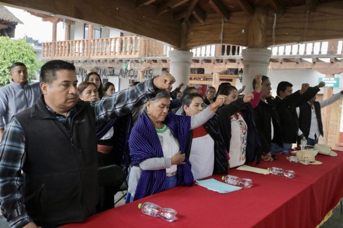 Los integrantes del consejo comunal solicitaron al Congreso que antes de aprobar cualquier iniciativa consulte a todas las comunidades originarias, al advertir que, de no ser así, cualquier reforma será ilegal e inaplicable.
