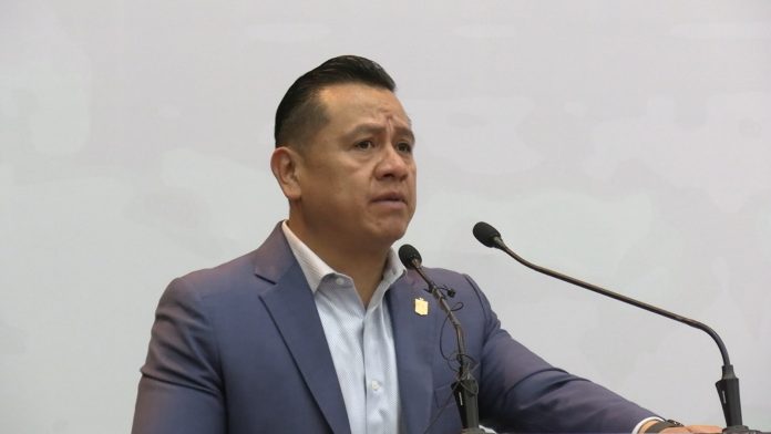 Ante fuertes recortes federales, salarios de trabajadores se priorizaron sobre fondos para municipios: Torres Piña