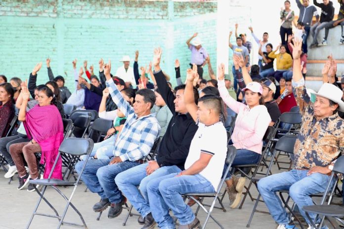 Acompaña IEMICH renovación del consejo comunal purépecha de Jesús Díaz Tsirio
