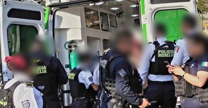 Hombre es agredido con arma blanca por otro sujeto en la colonia Gertrudis Sánchez de Morelia Hombre es agredido con arma blanca por otro sujeto en la colonia Gertrudis Sánchez de Morelia