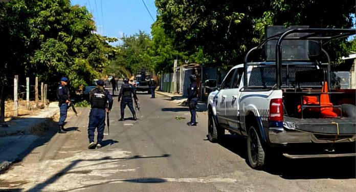 Delincuentes se enfrentan contra Policías Municipales, en Parácuaro