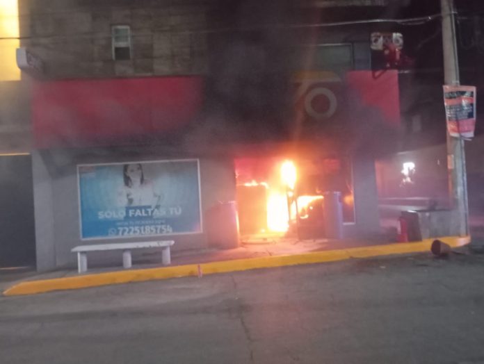 853708c5-f9df-4ffb-963d-e0ff542e40c0