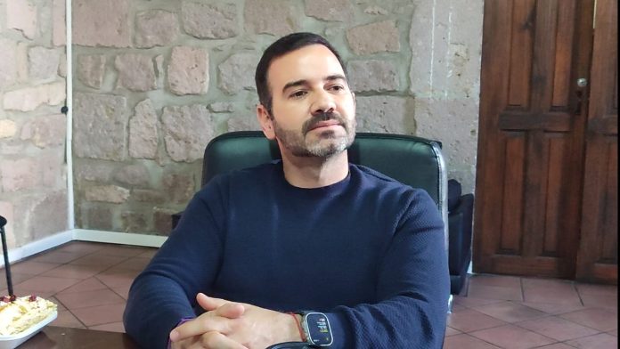 No hay que cerrar puertas al diálogo: Yankel Benítez sobre encuentro entre Sheinbaum y alcaldes