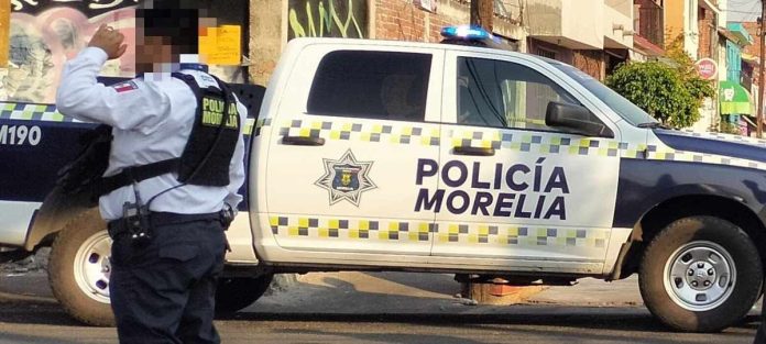 Adulto mayor es atropellado por auto en Morelia Adulto mayor es atropellado por auto en Morelia