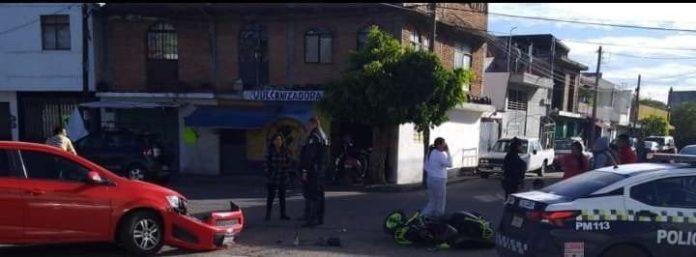 A través de redes sociales fueron reportados dos accidentes en los que estuvieron involucradas igual número de motocicletas, A través de redes sociales fueron reportados dos accidentes en los que estuvieron involucradas igual número de motocicletas,
