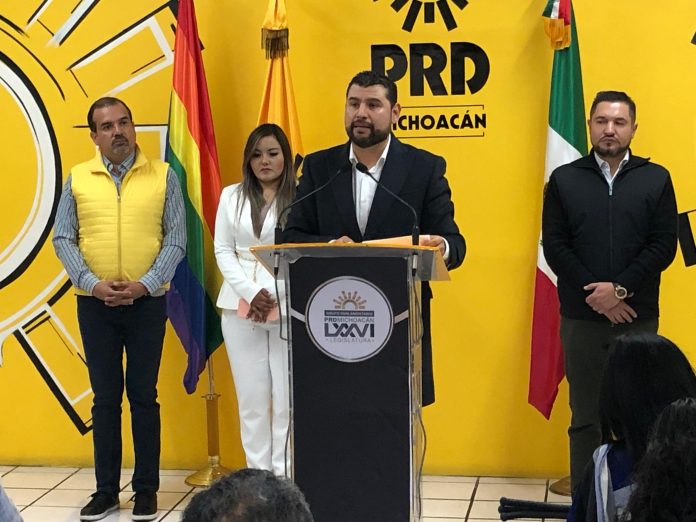 PRD crearía Confederación con dirigentes de 14 estados con presencia del Sol Azteca