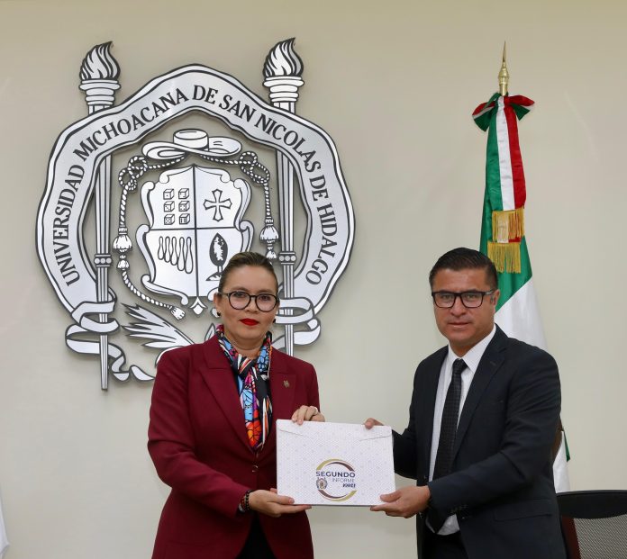 La rectora de la Universidad Michoacana de San Nicolás de Hidalgo (UMSNH), Yarabí Ávila González, hizo entrega del Segundo Informe de Actividades