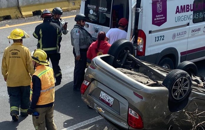 Automovilista queda herido al accidentarse sobre la Morelia-Salamanca Automovilista queda herido al accidentarse sobre la Morelia-Salamanca
