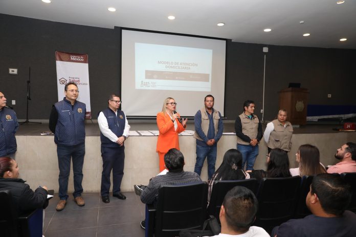 Egresadas y egresados nicolaitas se suman al programa “Salud Casa por Casa” Egresadas y egresados nicolaitas se suman al programa “Salud Casa por Casa”