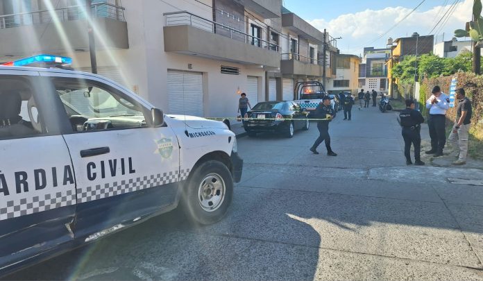 Hombre es baleado al oponerse a un asalto, en la colonia La Charanda de Uruapan