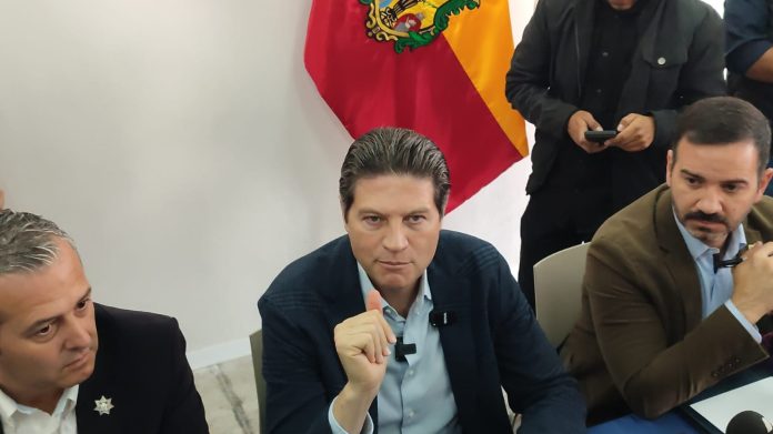 El presidente Alfonso Martínez señaló que la regulación no se planteó como una condicionante para recibir recursos estatales y reiteró que es facultad del gobierno michoacano decidir si dará a la capital lo que le corresponde del FORTAPAZ o del FAEISPUM este 2025.