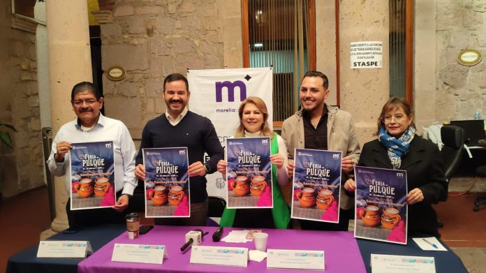 En esta edición de la Feria habrá 8 maestros pulqueros que ofrecerán esta bebida prehispánica en su presentación original, así como algunos "curados" con sabores frutales, del 15 al 16 de febrero.