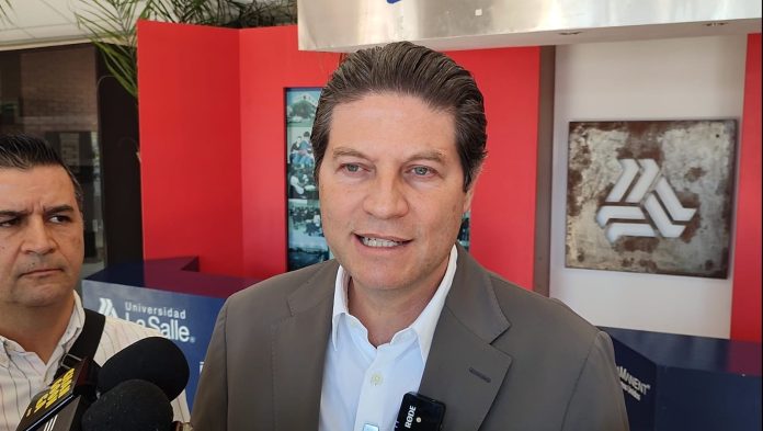 Reconozcan que a AMLO 'le quedó grande la yegua' en seguridad: Alfonso Martínez