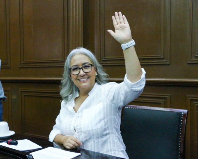 "En Michoacán, damos un paso firme por la salud y derechos de las mujeres": Emma Rivera "En Michoacán, damos un paso firme por la salud y derechos de las mujeres": Emma Rivera
