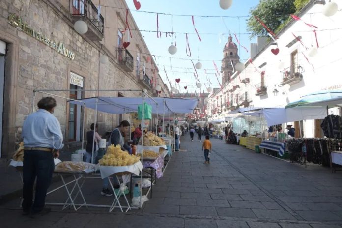 Se instalarán 450 comerciantes en el centro de Morelia para Semana Santa